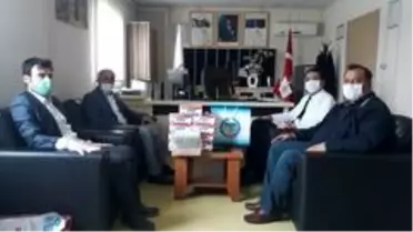 Başkan Ensari'den sağlık çalışanlarına maske ve dezenfektan desteği