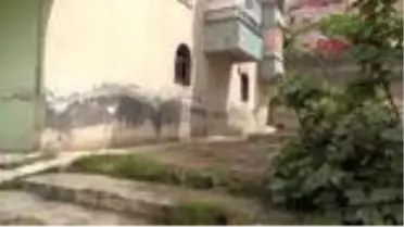 ŞANLIURFA 4'üncü kattan düşen 2 yaşındaki ikizler, öldü