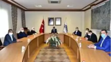 Malatya'da korona virüs salgını ile ilgili süreç ele alındı