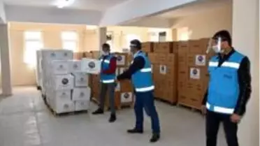Kırıkkale'de hayırsever insanlardan ihtiyaç sahilerine gıda paketi