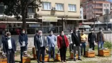 Çermik'te 40 çiftçiye bin 200 kovan dağıtıldı