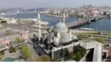 Eminönü ve Beyazıt Meydanı boş kaldı