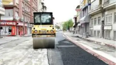 Konya Büyükşehir Belediyesi vatandaşlar evdeyken kavşaklarda düzenleme yapıyor