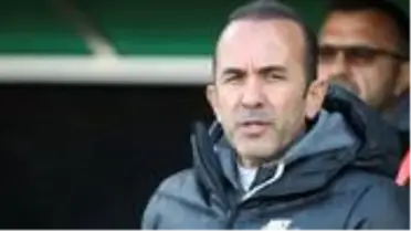 Beşiktaş'a gideceği iddia edilen teknik direktör Mehmet Özdilek: Erzurumspor ile sözleşmem var