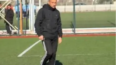 Antrenör Zeki Akparlar Açıklaması