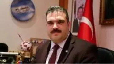 Rektör Çomaklı'yı akademisyenler ve öğrenciler tekrar göreve çağırdı