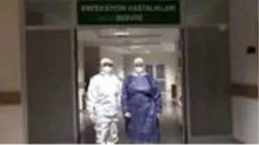 'Beyaz önlüklü melekler', Anneler Günü'nde çocuklarına hasret Kovid-19 mesaisinde - KARS