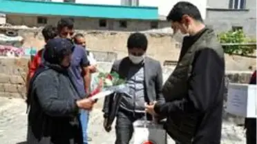 Kaymakam şehit annelerini evlerinde ziyaret etti