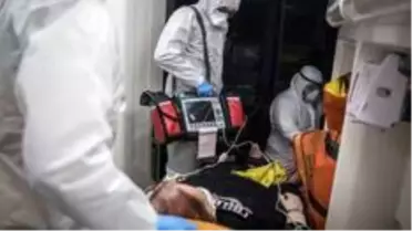 Koronavirüs servislerinde çalışan doktorlar, 'Normalleşme için henüz erken' diyor