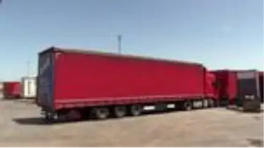 Avrupa'ya giden tırda 573 bin 750 maske ele geçirildi