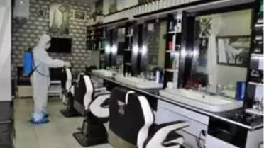 Cizre Belediyesi berber ve kuaför salonlarını dezenfekte etti