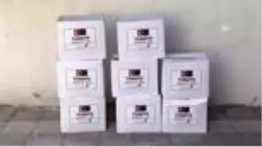 Sadakataşı Derneği'nden 100 aileye ramazan yardımı