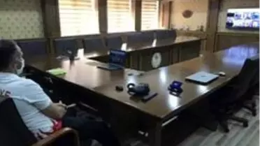 Bakan Kasapoğlu, Düzceli antrenörlerle görüştü