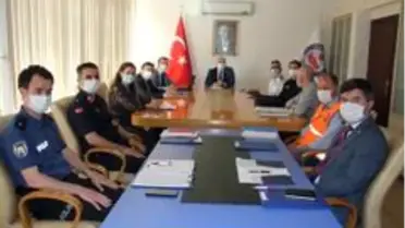 Vali Ömer Toroman Emet'i ziyaret etti