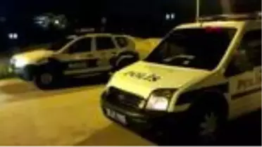 Kısıtlamayı fırsat bilen oto hırsızları polisten 5 dakika kaçabildi
