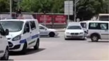 İş adamının otomobiline silahlı saldırı