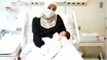 Sağlık Bakanı Koca, Çam ve Sakura Hastanesi'nde ilk bebeğin doğduğunu duyurdu