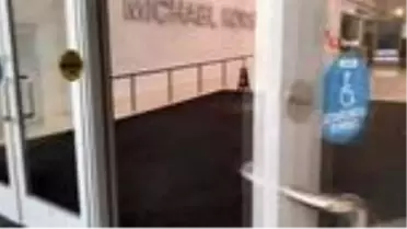 Virginia'nın en büyük AVM'si açıldı