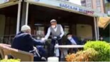 İSTANBUL Bağcılar'da ileri yaştakiler için bayrama özel program