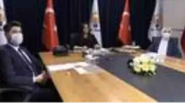 Siyasi partilerden 'dijital' bayramlaşma