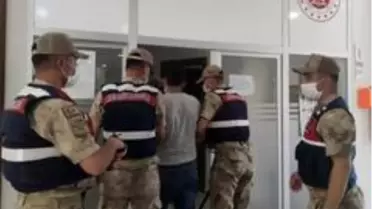 Mardin'de cinayet zanlısı sahte kimlikle bayramlaşırken yakalandı