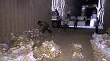 Suriye'ye 2 tır patates gönderildi