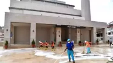 Isparta'da camiler Cuma namazına hazır hale getirildi