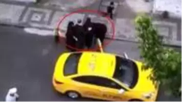 Taksici, doğum yapan kadını 'Arabam pislenir' diye aracından indirdi