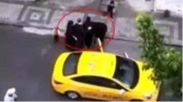 Hamile kadını aracından indirip bina merdiveninde doğum yapmasına sebep olan taksiciye ev hapsi verildi