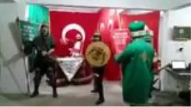 Isparta'da bir mehteran başı, Fetih Marşı'nı 'Kovid-19'a uyarladı