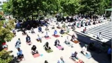 Malatya'nın ilçelerinde Cuma namazı heyecanı