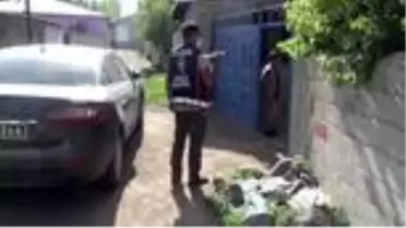 Foseptik çukuruna düşen oğlağı zabıta kurtardı