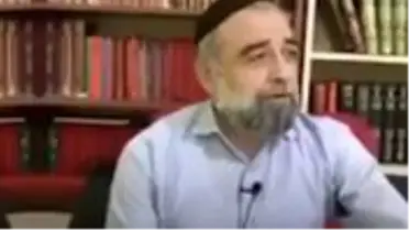 Malatyalı hoca, canlı yayında 'Allah 'ol' der oluverir' dediği sırada sallanmaya başladı