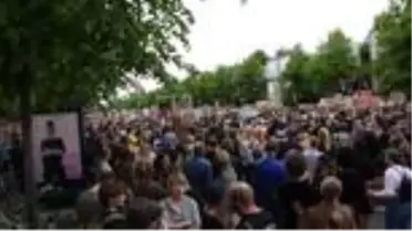 Danimarka'da 15 bin kişi ırkçılık ve polis şiddetini protesto etti