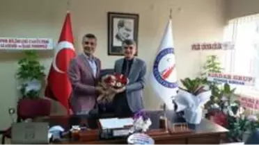 Rektör Uysal'dan Acet'e ziyaret