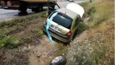 Otomobil su kanalına uçtu: 1 yaralı
