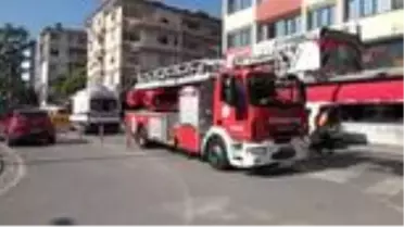 KOCAELİ 7 katlı binanın çatısındaki intihar girişimini görüntüledier