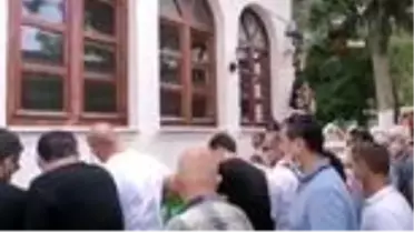 Kuşadalı genç avukat toprağa verildi