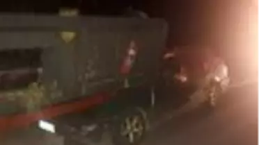 Otomobil, traktörün arkasına bağlı biçerdövere çarptı: 1 ölü, 1 yaralı