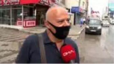 İzmirlilerden Tunç Soyer'e para ve bayrak tepkisi