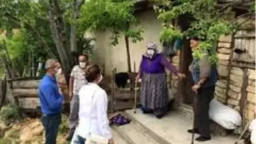 Kaymakam Çiçek şehit ailesini ziyaret etti