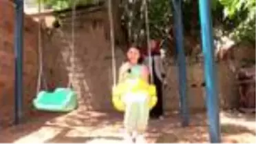Otizmli Hiranur ve Miraç'ın 'salıncak' hayali gerçek oldu
