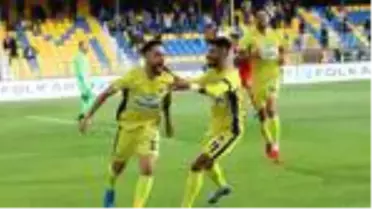 Menemenspor seri peşinde