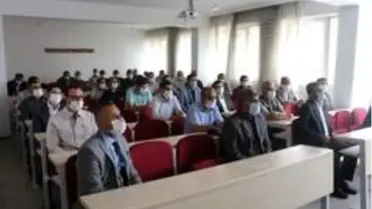Ağrı İl Müftüsü Topçu'dan Vefa Sosyal Destek Grubuna Başarı Belgesi