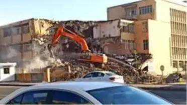 Son dakika haber! Eski SSK hastanesinin yıkımı başladı
