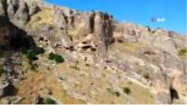 Binlerce yıllık geçmişi bulunan Hasuni Mağaraları turizme kazandırılmayı bekliyor