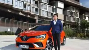 Binek otomobilde ilk yarının lideri Renault