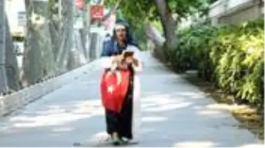 Dolmabahçe'de hareketli anlar! Şüpheli kadın gözaltına alındı