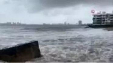Hindistan'nın Mumbai kentinde sel felaketi