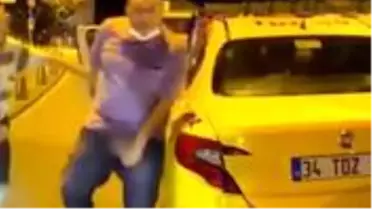 İstanbul'un göbeğinde taksici rezaleti! Tartıştığı sürücüye cinsel organını gösterdi